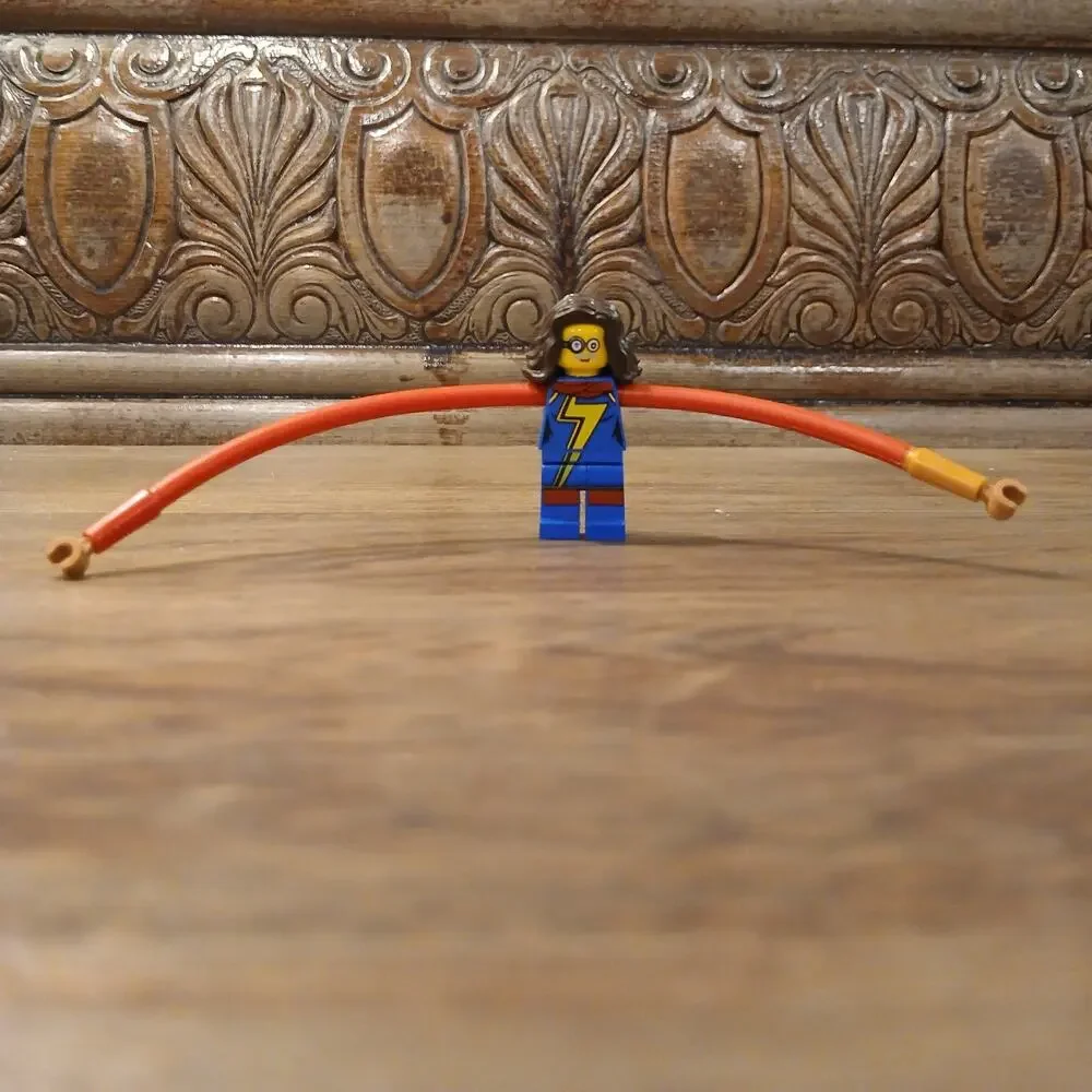 LEGO Ms. Marvel Minifigure Blue Suit Red Flexible Arms Lightning Bolt 1 Piece